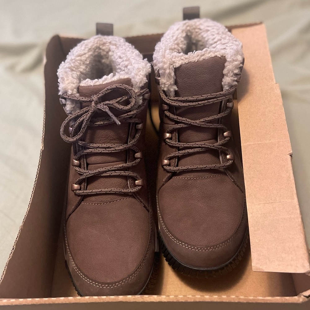 The North Face Women's Sierra Mid Lace Waterproof Boots